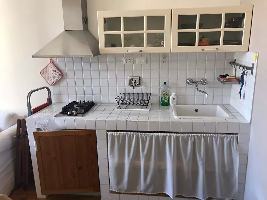 Immagine 5 di Appartamento in affitto  in Via degli Apuli50 a Roma