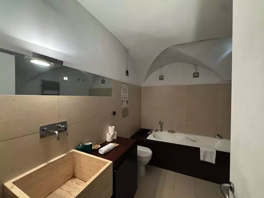 Immagine 7 di Appartamento in affitto  in Via del Seminario91 a Roma