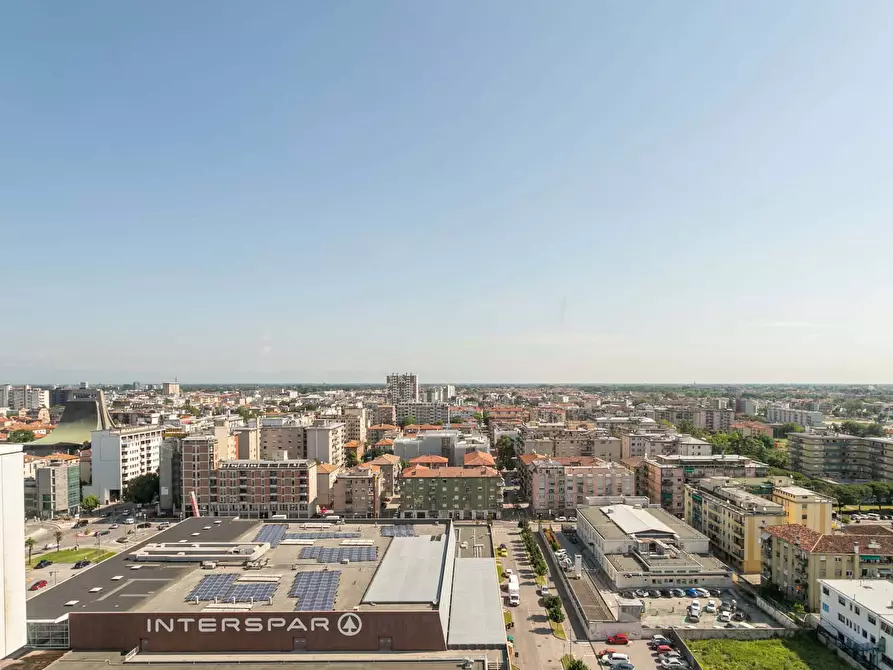 Immagine 10 di Appartamento in affitto  in Via Torino2 a Venezia