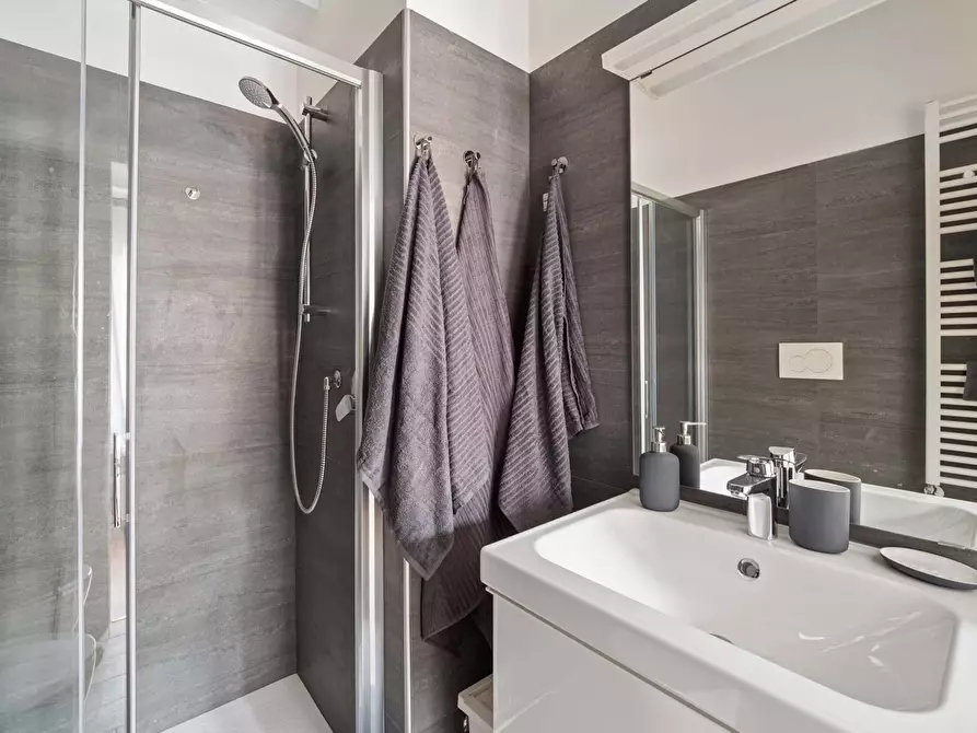 Immagine 5 di Appartamento in affitto  in Via Isaac Newton18A a Milano