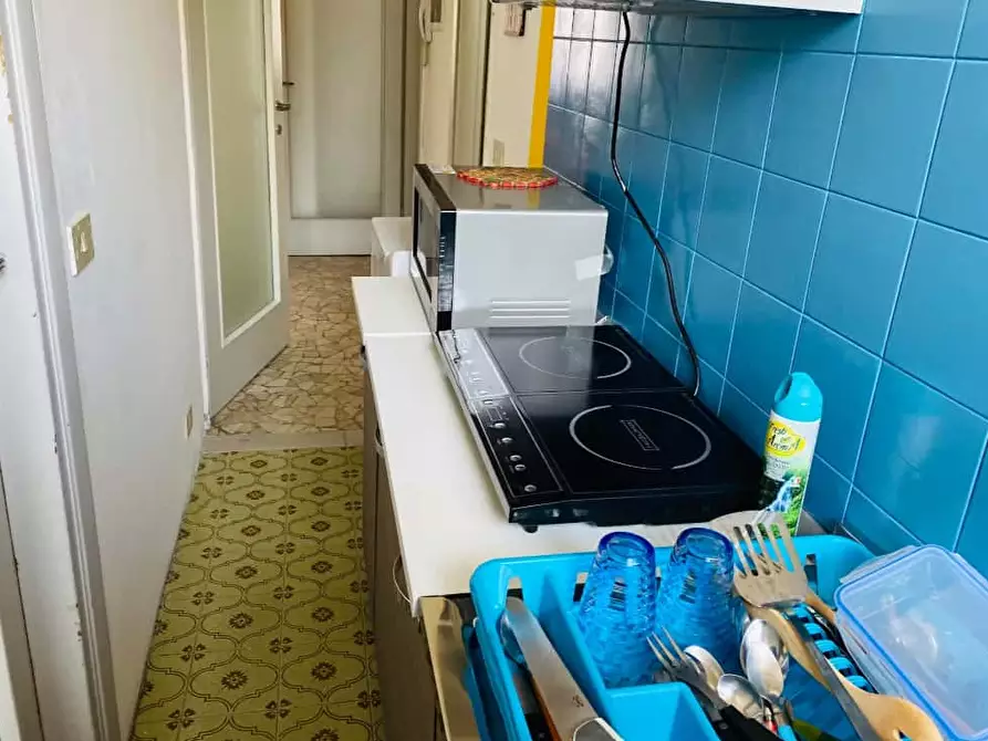 Immagine 26 di Appartamento in affitto  in Via Giovanni Segantini75 a Milano