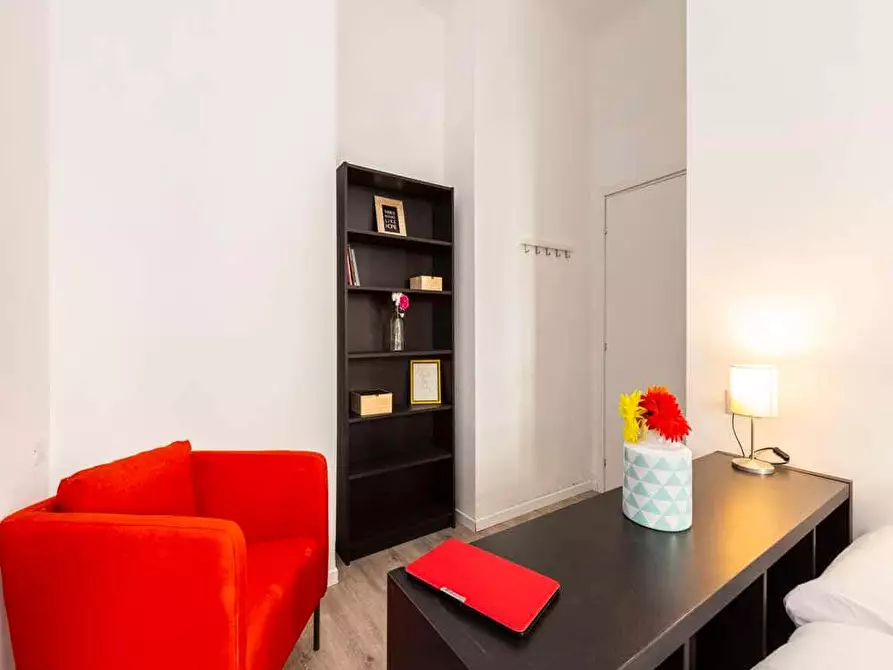 Immagine 5 di Camera in affitto  in Via Paolo Bassi22 a Milano