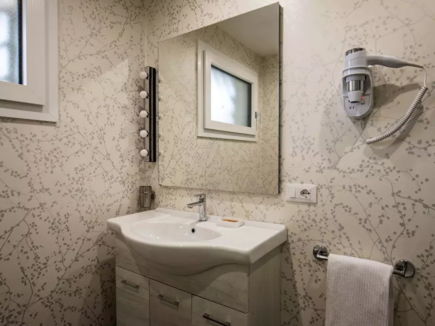 Immagine 10 di Appartamento in affitto  in Via Prenestina1092 a Roma