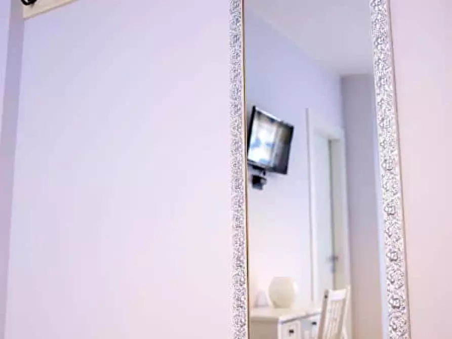Immagine 7 di Camera in affitto  in Piazzale Schettini9 a Pompei