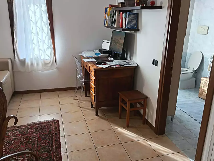 Immagine 11 di Camera in affitto  in Via Don A. Vezzoli13 a Gaggiano
