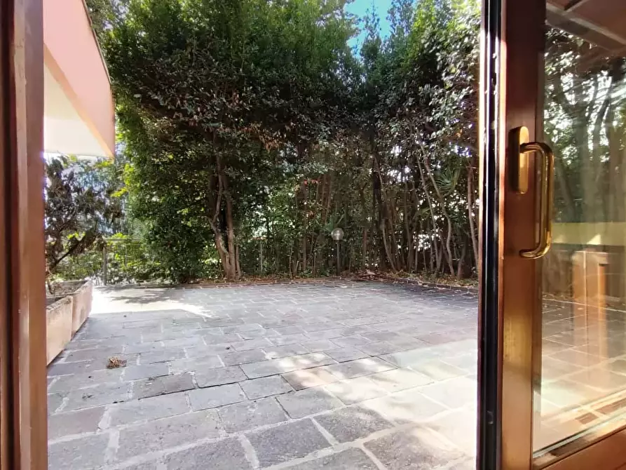 Immagine 103 di Appartamento in affitto  in Via Bellinzona55 a Como