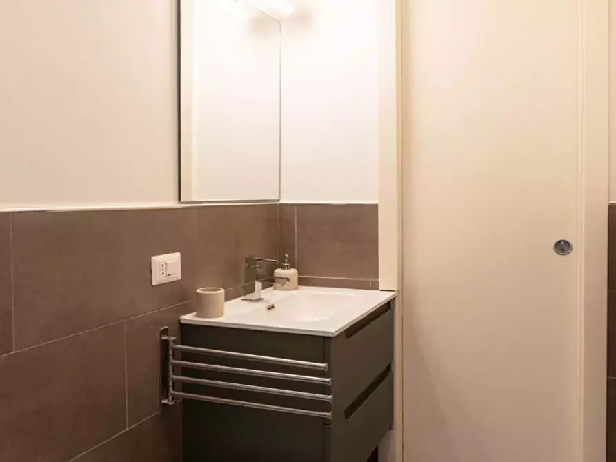 Immagine 10 di Appartamento in affitto  in Viale Isonzo28 a Milano
