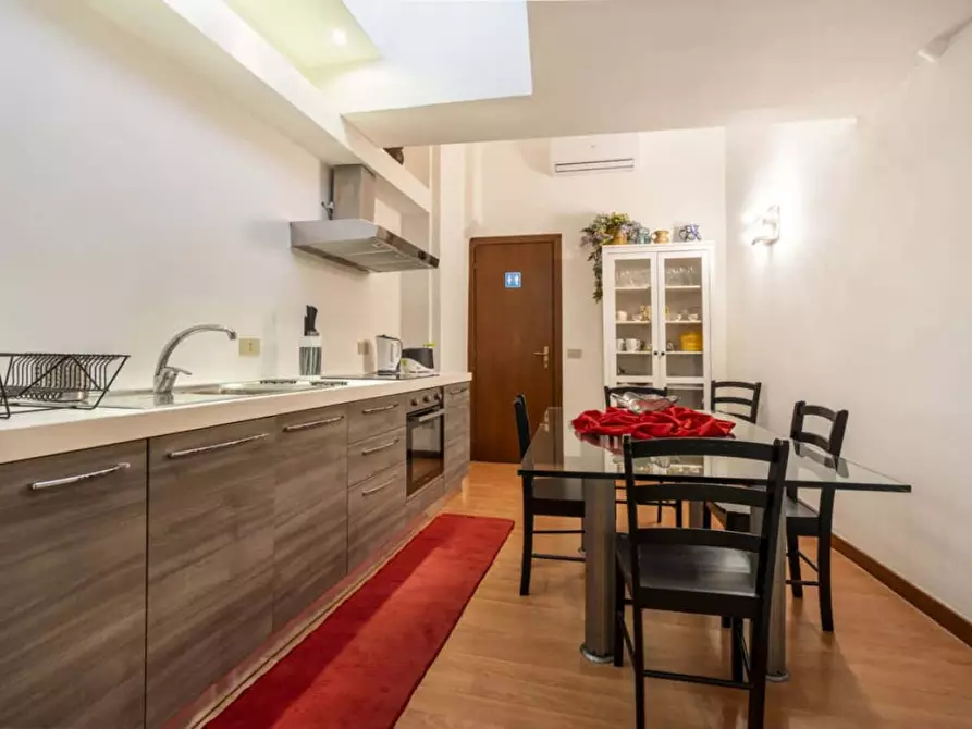 Immagine 4 di Appartamento in affitto  in Via Giovanni Bonanno100 a Palermo