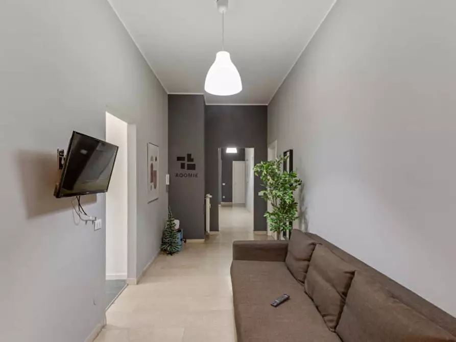 Immagine 21 di Camera in affitto  in Via Curtatone14 a Milano