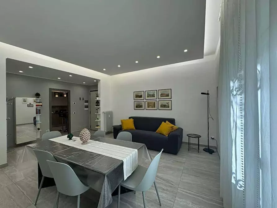 Immagine 19 di Appartamento in affitto  in Via Camillo Peano14 a Roma