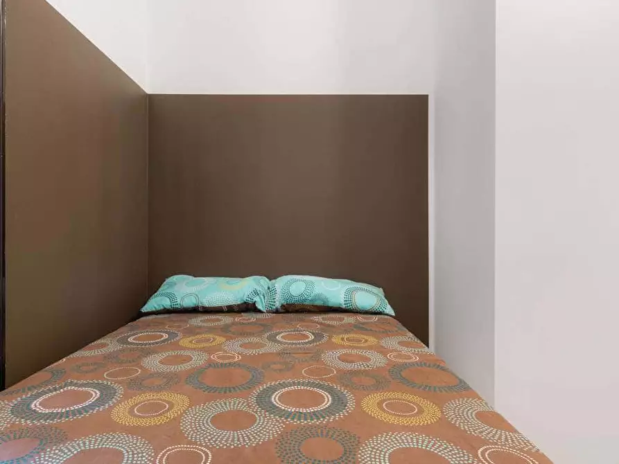 Immagine 2 di Camera in affitto  in Via Lentasio9 a Milano