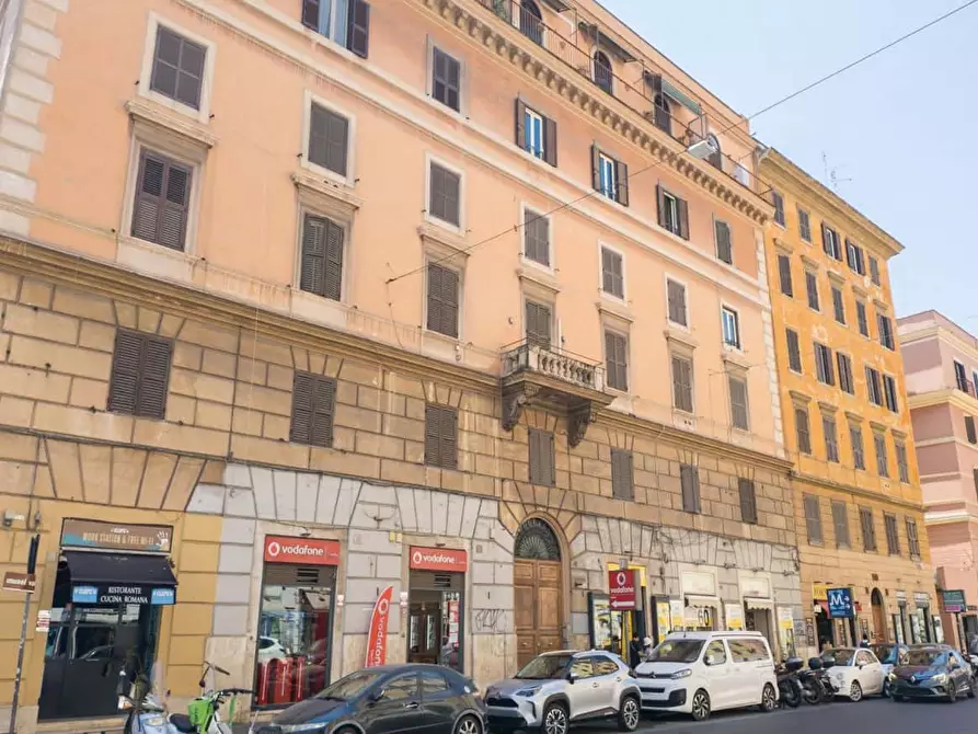 Immagine 26 di Appartamento in affitto  in Via Candia a Roma
