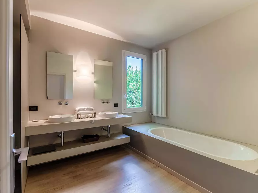 Immagine 40 di Appartamento in affitto  in Via Belvedere10 a Bizzarone