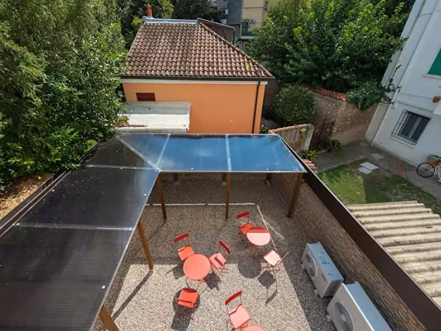 Immagine 15 di Camera in affitto  in Via Armari11 a Ferrara