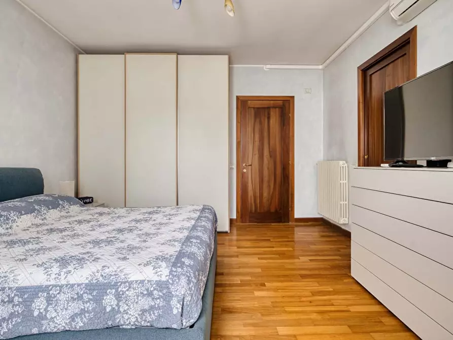 Immagine 6 di Appartamento in affitto  in Via Scaldasole6 a Milano