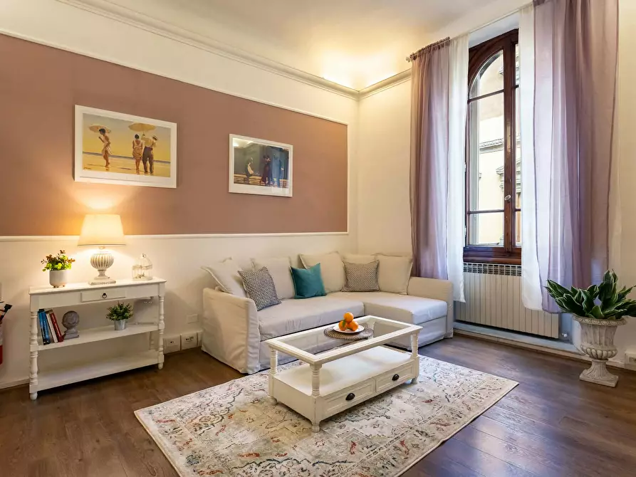 Immagine 26 di Appartamento in affitto  in Via degli Speziali a Firenze