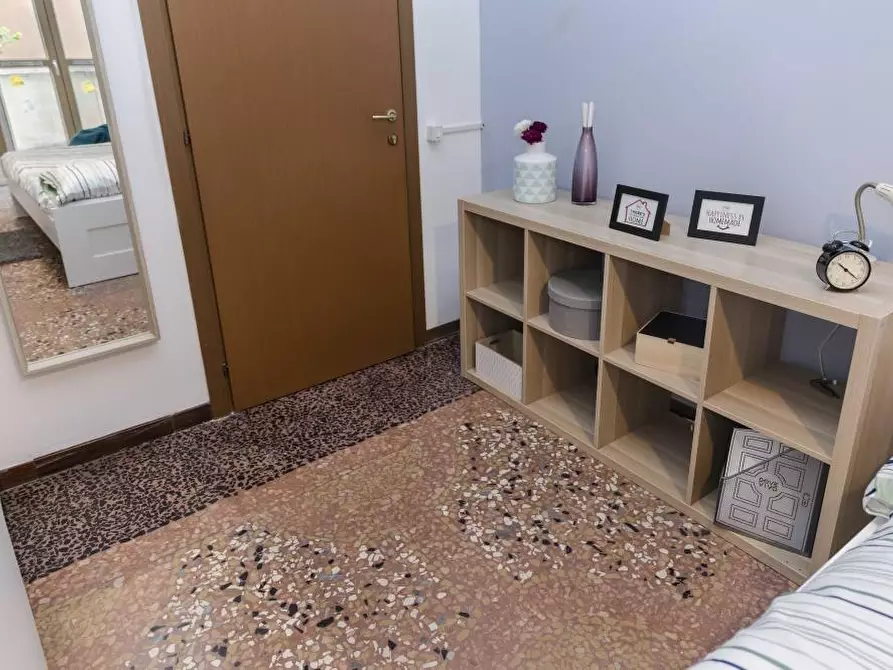 Immagine 2 di Camera in affitto  in Viale Giovanni Vicini20 a Bologna