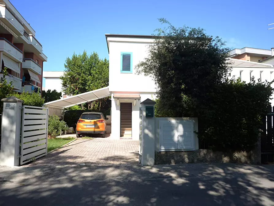 Immagine 13 di Appartamento in affitto  in Via Marco Polo30 a Loreto