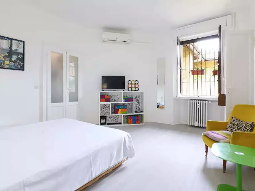 Immagine 1 di Appartamento in affitto  in Via Nino Oxilia13 a Milano