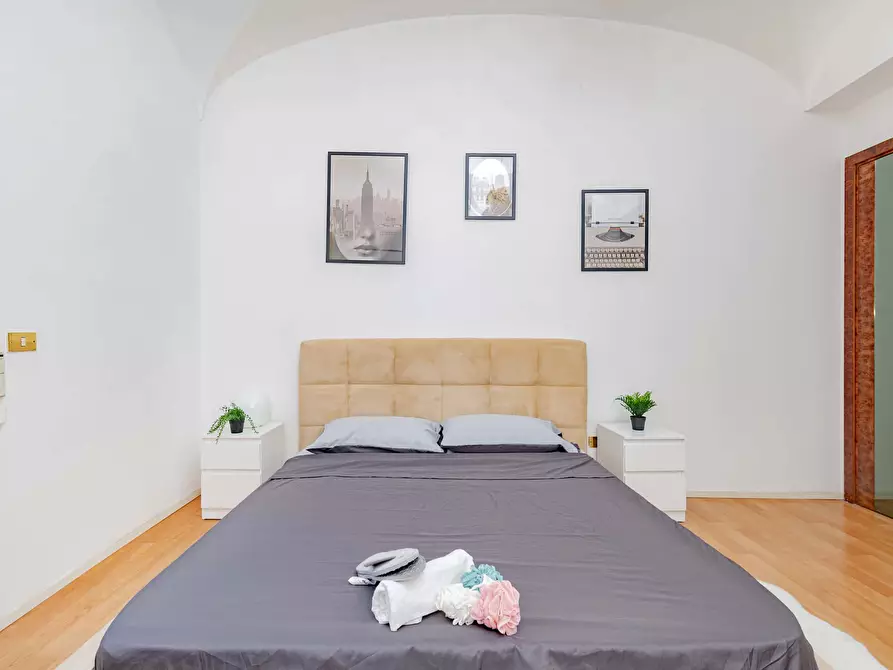Immagine 5 di Camera in affitto  in Via Cesare Battisti13 a Milano