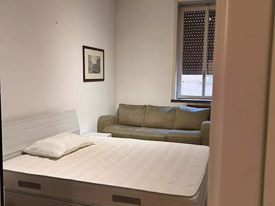 Immagine 3 di Camera in affitto  in Viale delle Medaglie d'Oro163 a Roma