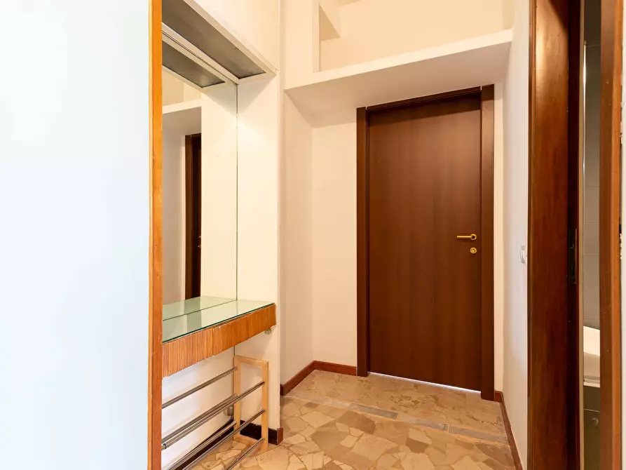 Immagine 8 di Appartamento in affitto  in Viale Beatrice d'Este30 a Milano