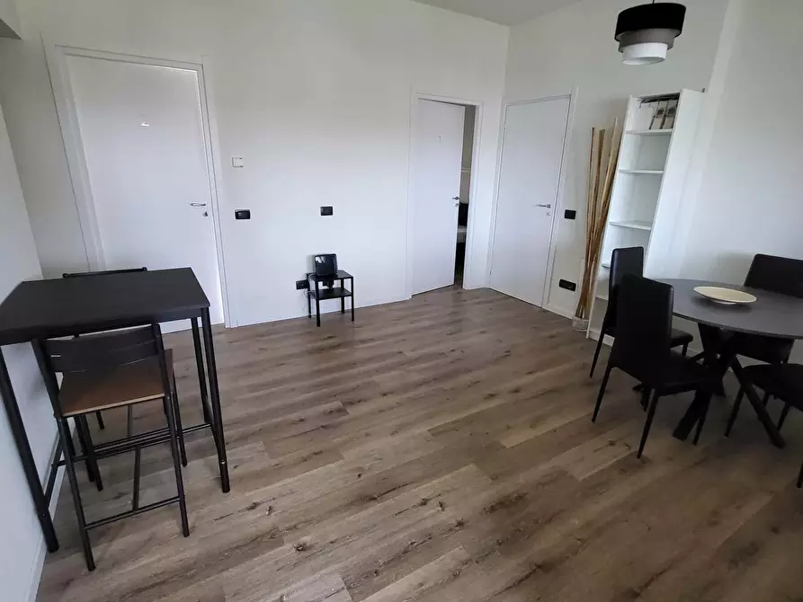 Immagine 10 di Camera in affitto  in Via Carlo Marx3 a Milano