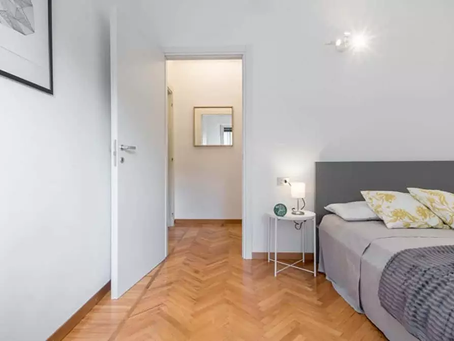 Immagine 6 di Camera in affitto  in Via Pietro Cavalcabò2 a Milano