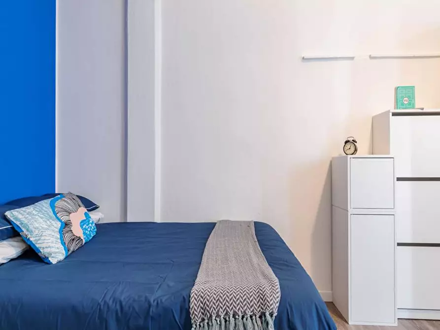 Immagine 5 di Camera in affitto  in Via Natale Battaglia27 a Milano