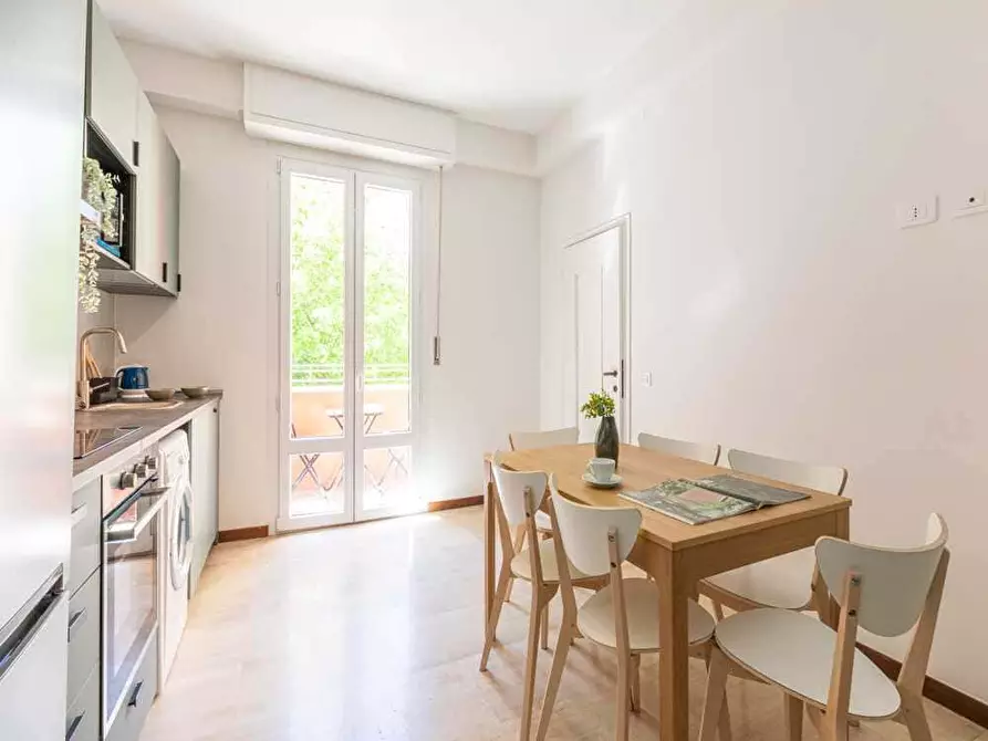 Immagine 3 di Camera in affitto  in Via Salvatore Barzilai1 a Milano