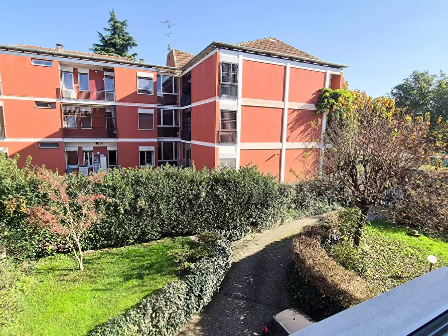 Immagine 27 di Appartamento in affitto  in Via Alfredo Comandini4 a Milano