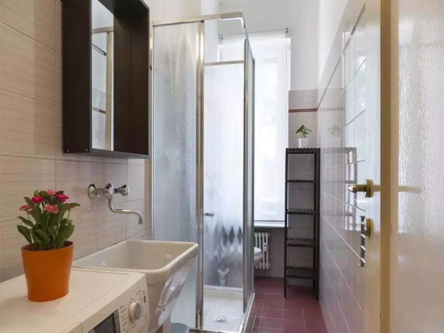 Immagine 14 di Camera in affitto  in Via Vincenzo Monti77 a Milano