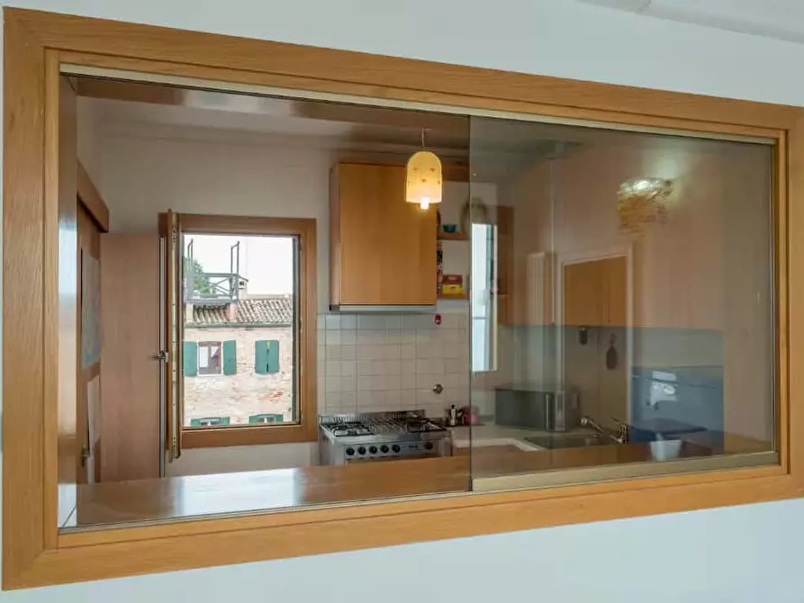 Immagine 6 di Appartamento in affitto  in Riviera San Nicolò31 a Venezia