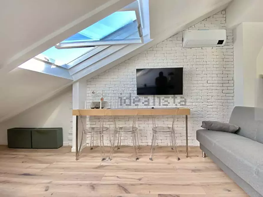 Immagine 2 di Appartamento in affitto  in Via Domodossola7 a Milano