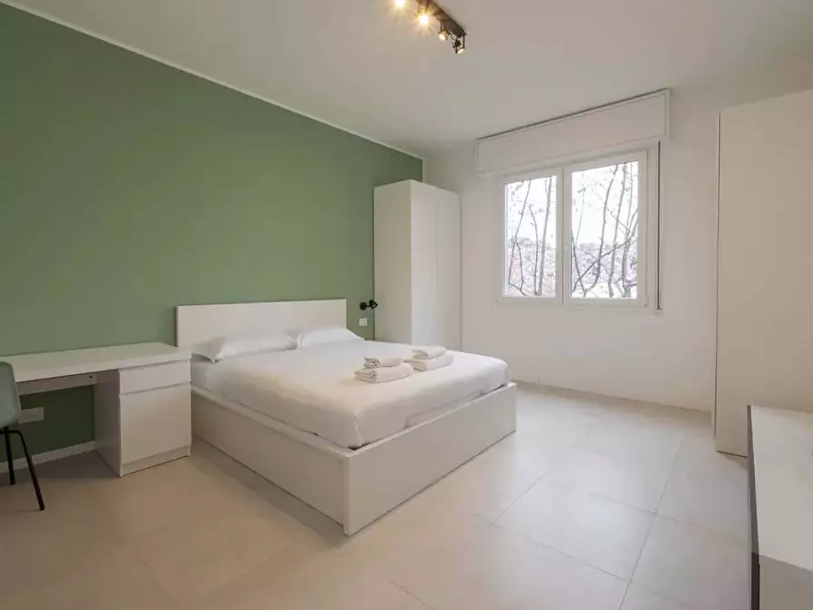 Immagine 1 di Appartamento in affitto  in Via Lodovico Il Moro114 a Milano