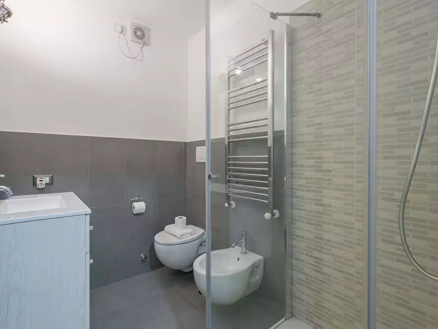 Immagine 9 di Appartamento in affitto  in Via Vigevano13 a Milano
