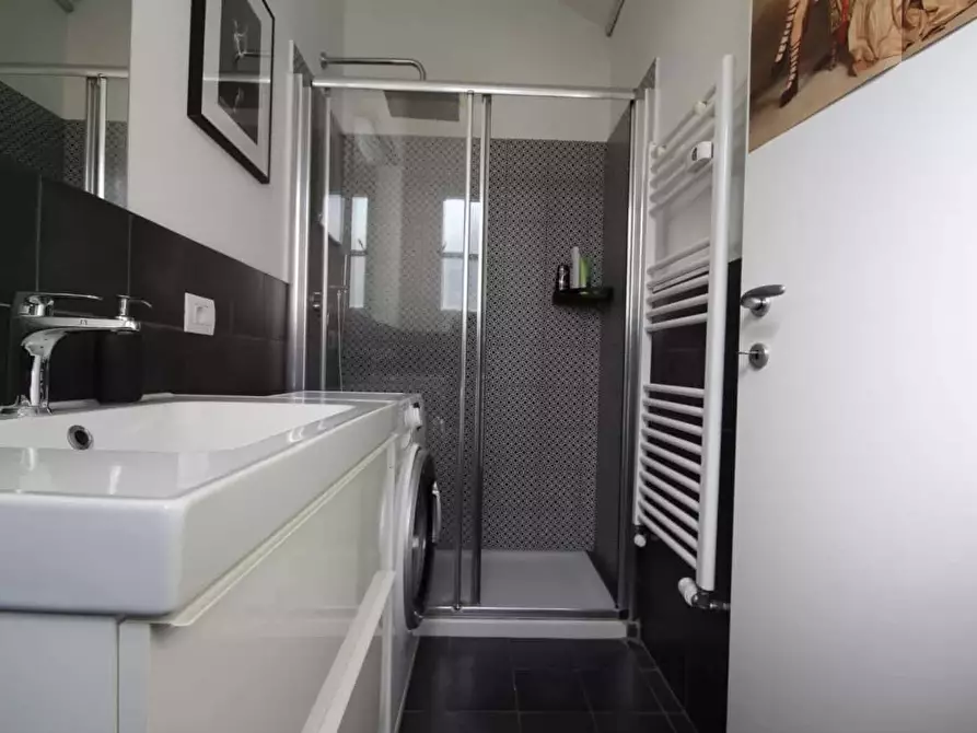 Immagine 10 di Appartamento in affitto  in Via Lodovico Castelvetro18 a Milano