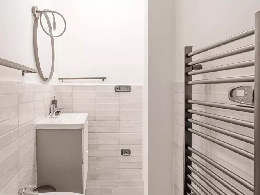 Immagine 16 di Appartamento in affitto  in Piazza della Repubblica15 a Torino