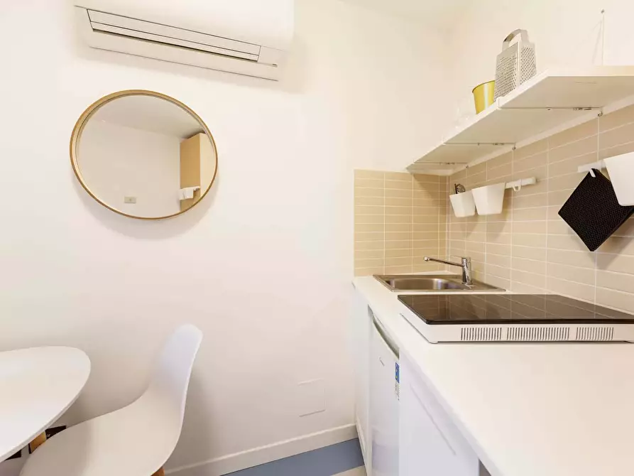 Immagine 13 di Appartamento in affitto  in Corso Magenta25 a Milano