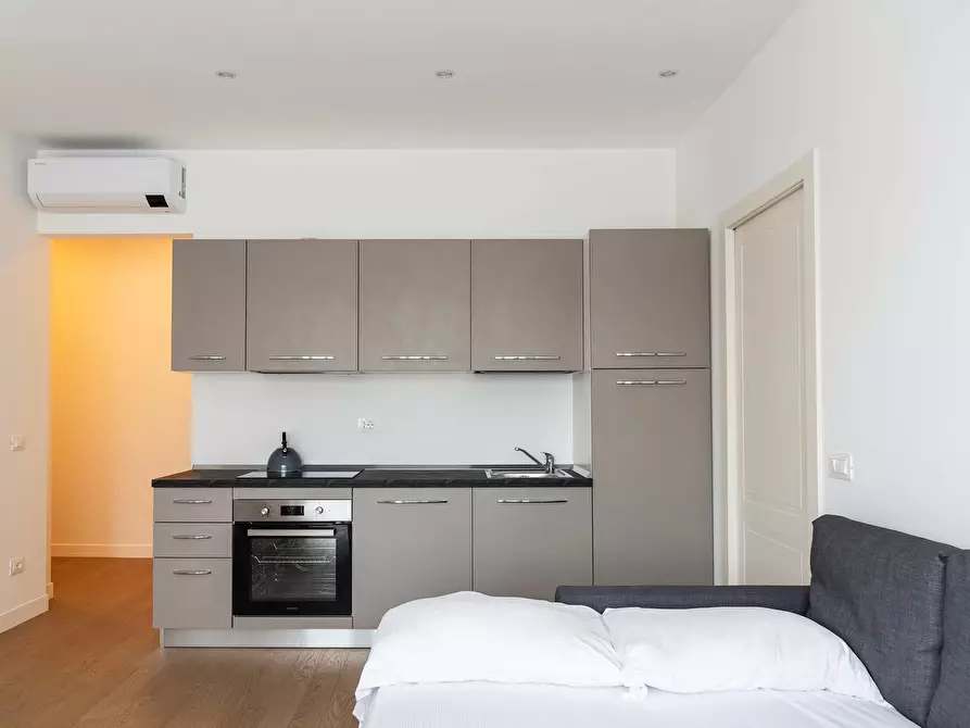 Immagine 11 di Appartamento in affitto  in Via Melchiorre Gioia1 a Milano