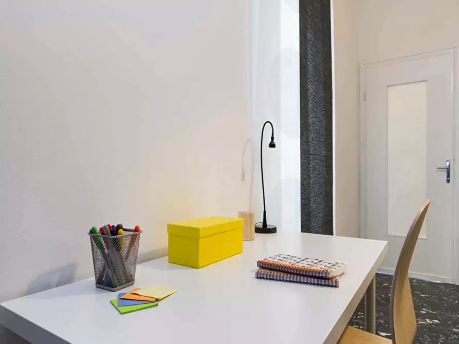 Immagine 3 di Camera in affitto  in Largo Giovanni Battista Scalabrini2 a Milano