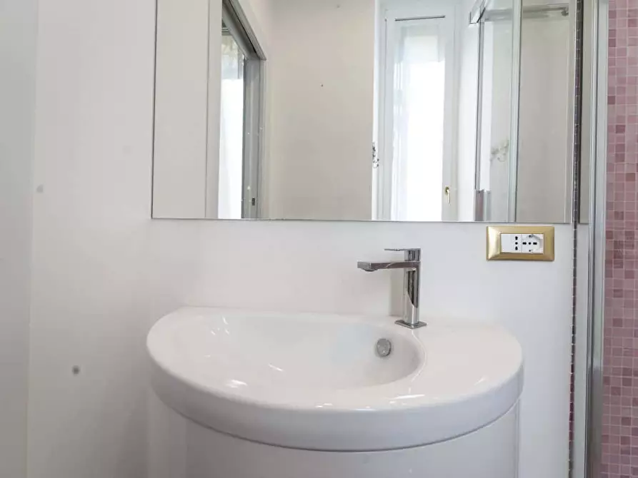 Immagine 14 di Appartamento in affitto  in Via Giovanni Battista Pergolesi24 a Milano