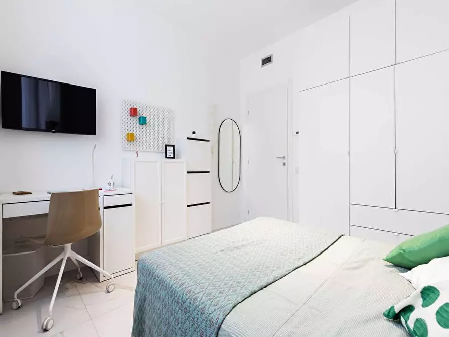 Immagine 9 di Camera in affitto  in Viale Bligny28 a Milano