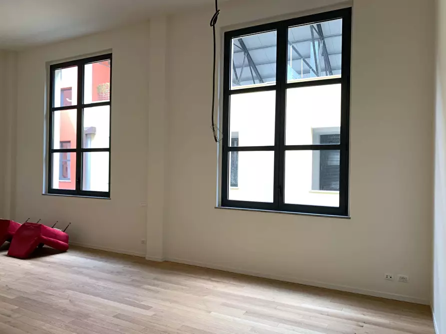 Immagine 21 di Appartamento in affitto  in Via Selvanesco77 a Milano