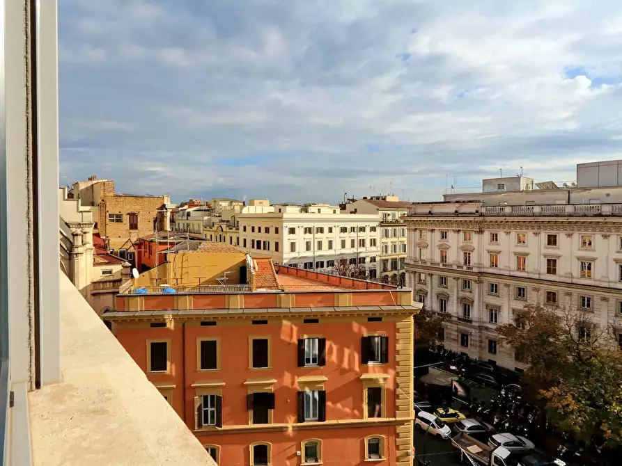 Immagine 12 di Appartamento in affitto  in Via Flavia93 a Roma