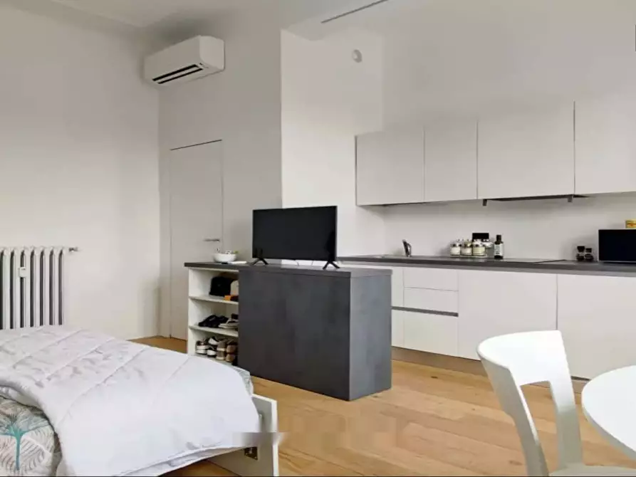 Immagine 13 di Appartamento in affitto  in Viale Giovanni Suzzani227 a Milano