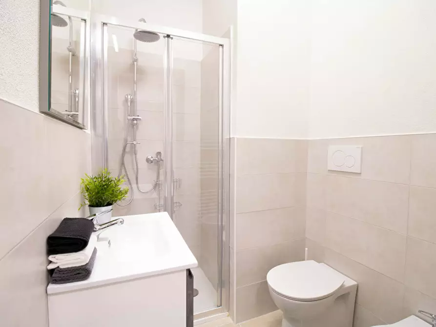 Immagine 9 di Camera in affitto  in Via Fiumicello a Verona