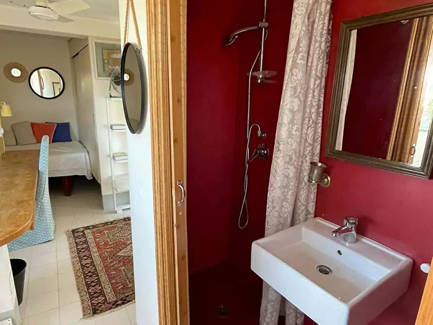 Immagine 7 di Camera in affitto  in Via Carlo Pisacane47 a Roma