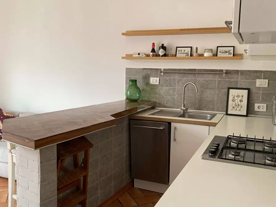 Immagine 9 di Appartamento in affitto  in Via Monte Nevoso8 a Milano