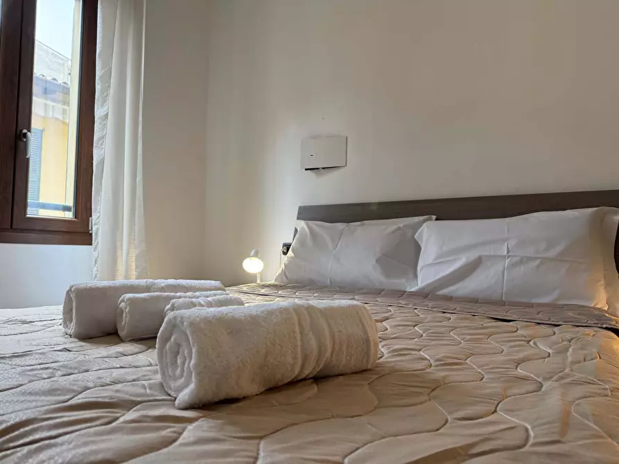 Immagine 5 di Appartamento in affitto  in Via Luigi Dottesio13 a Como